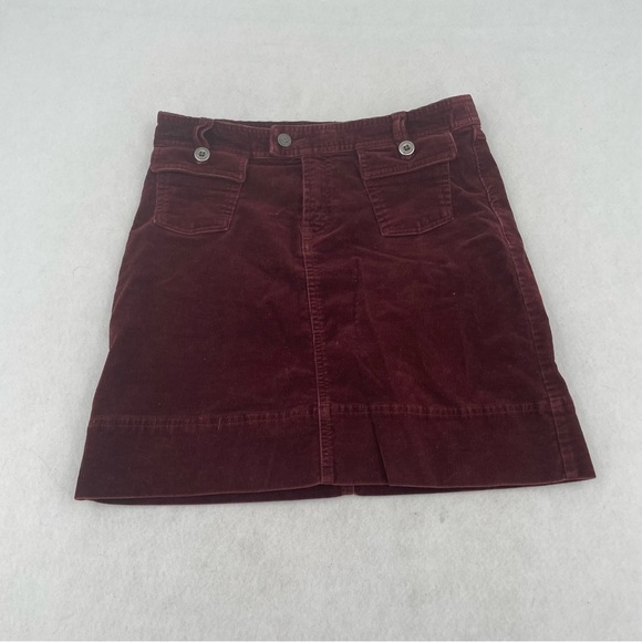 PATAGONIA Women’s Rockwall Burgundy Marron Hi Rise corduroy A-line skirt size 2